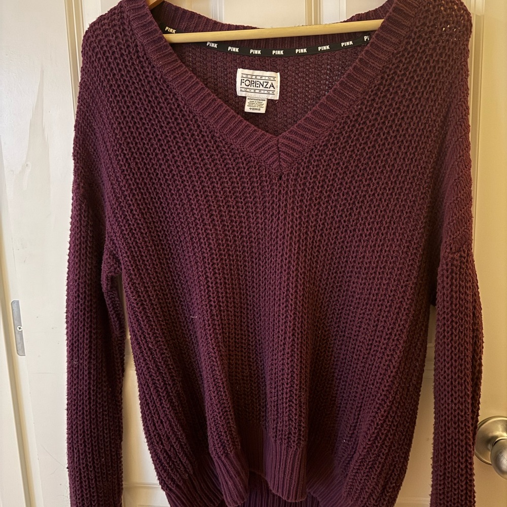 Forenza Women's Deep Purple V-Neck Sweater